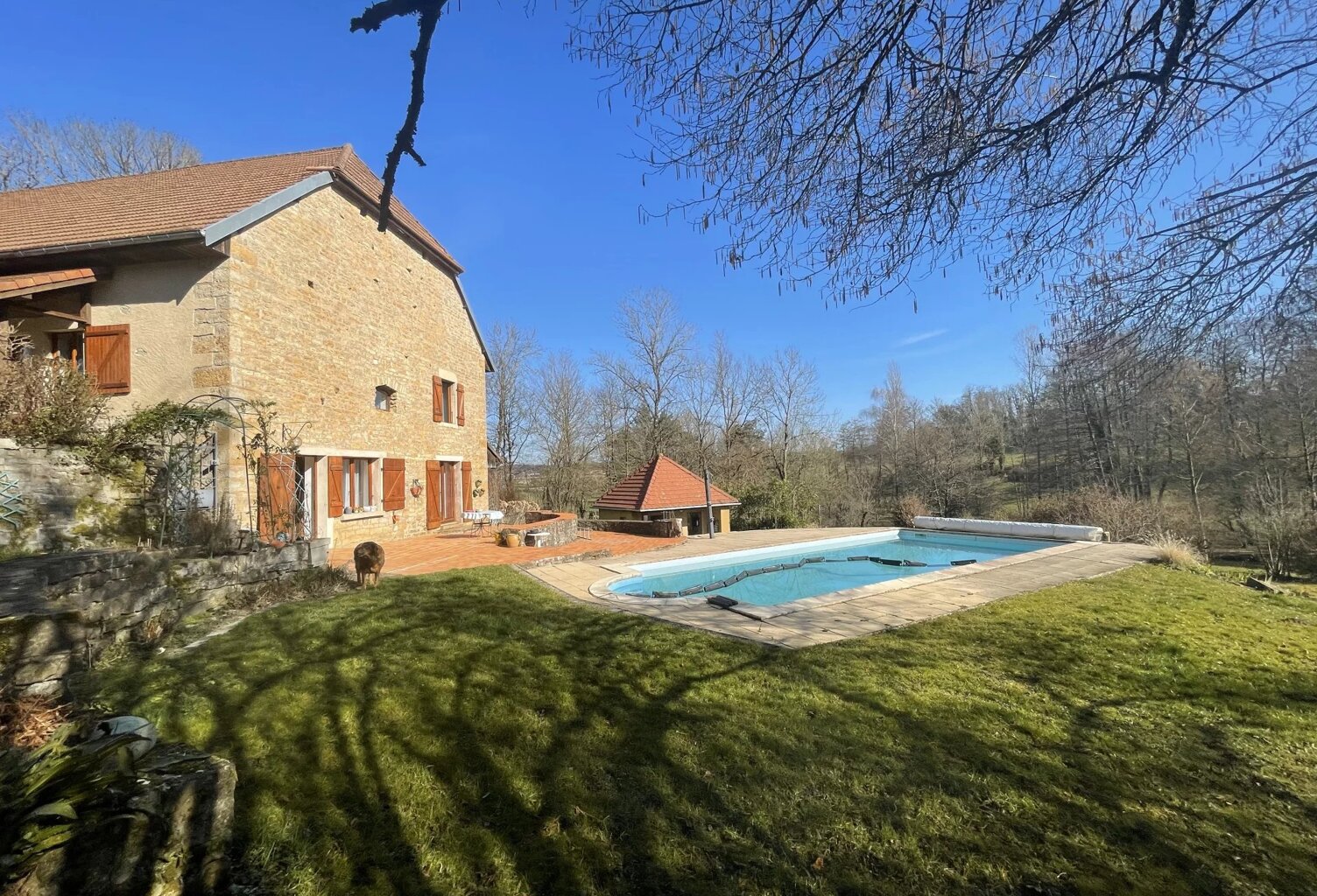 EXCLUSIVITÉ - Secteur Pouilley les Vignes, belle Ferme Rénovée — photo 1