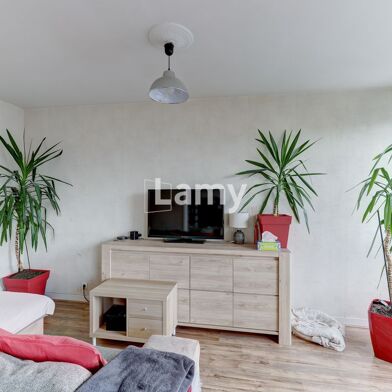 Appartement 4 pièces 92500 €