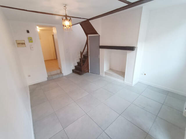 Maison une chambre et un bureau Amiens — photo du bien
