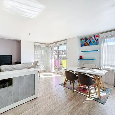 Appartement 4 pièces 276000 €