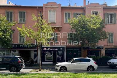 Appartement 3 pièces 244000 €