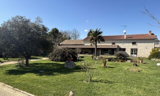 Maison 7 Pièces 168 m² à vendre à Massognes (86170)