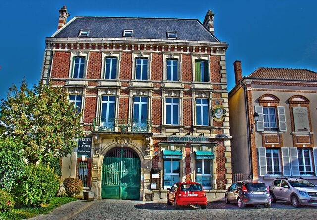 Propriété 15 pièces  à vendre Épernay 51200
