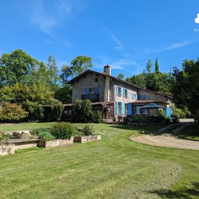 Maison 17 pièces 775000 €