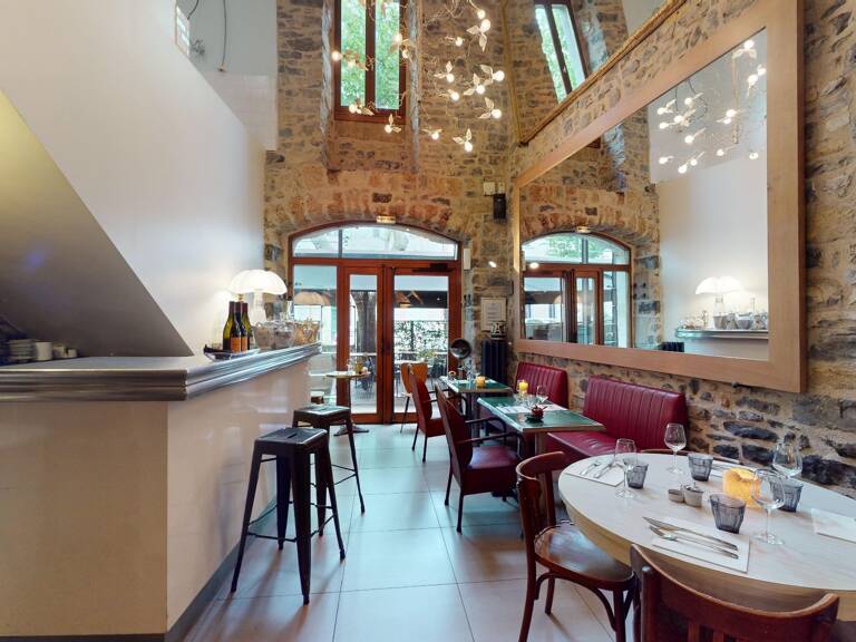 Restaurant — photo 1