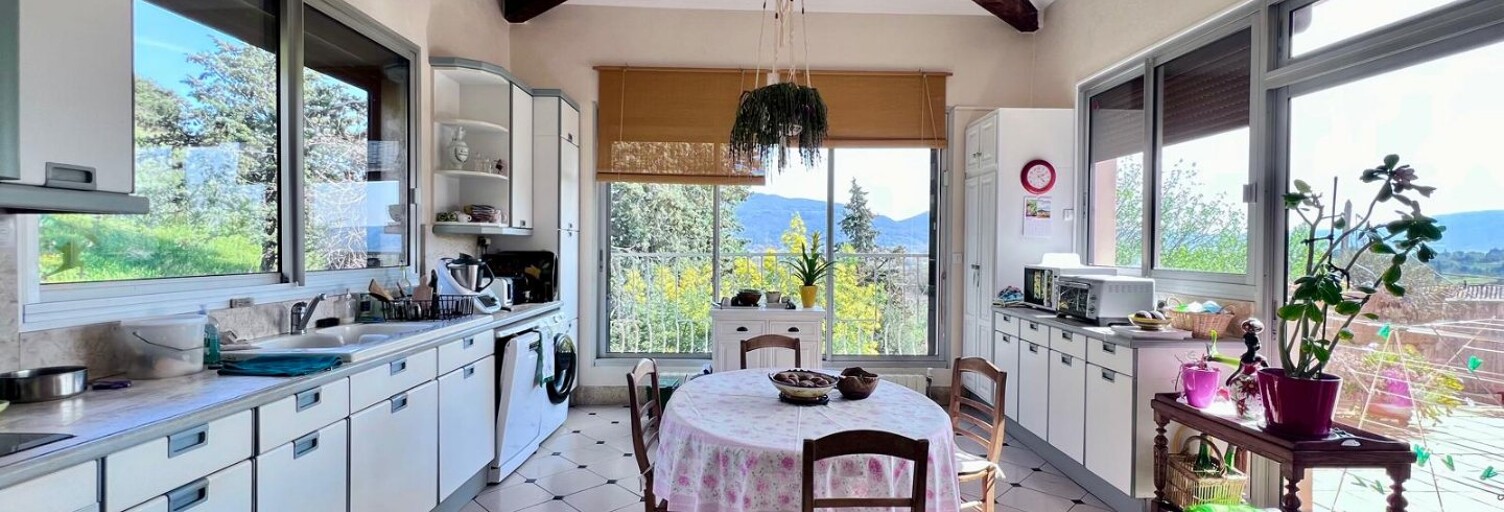 Maison 6 Pièces 211 m² à vendre à Octon (34800)