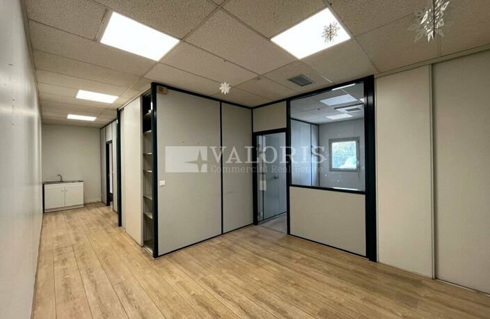BUREAUX à LOUER — photo 4