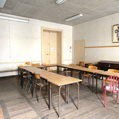 Maison 16 pièces 380000 €