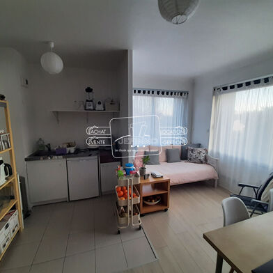 Appartement 1 pièces 84120 €