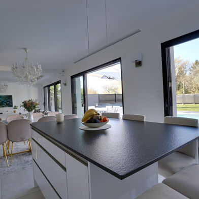 Maison 8 pièces 630000 €