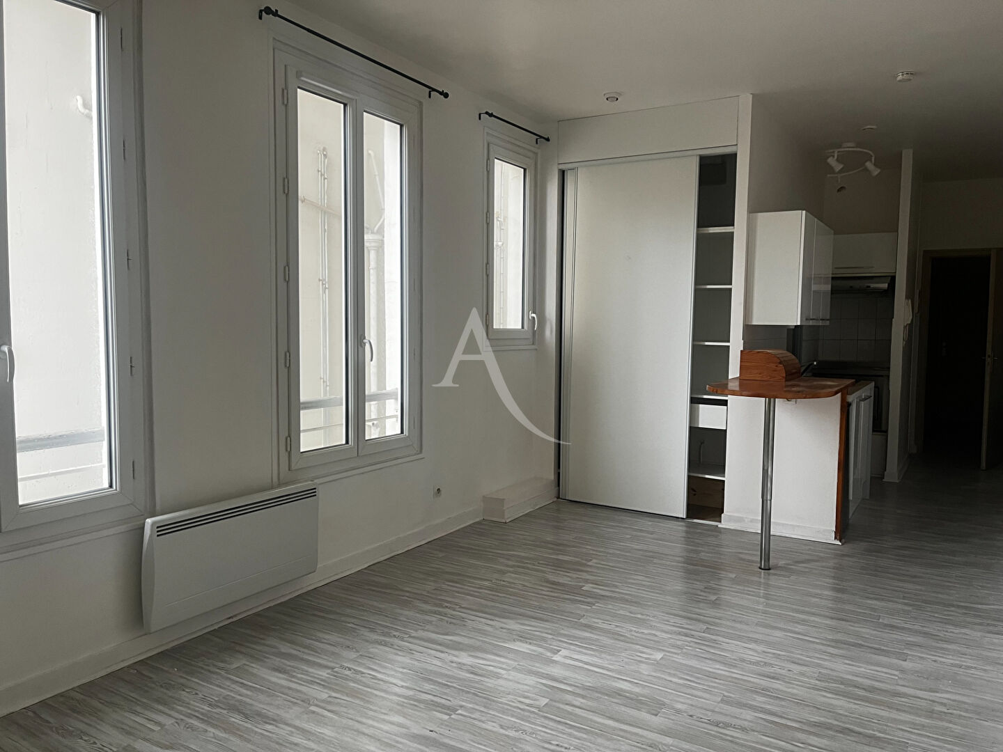 Appartement 1 pièces  à louer Rochefort 17300