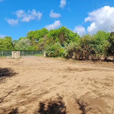 Terrain  156000 €