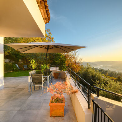 Maison 7 pièces 890000 €