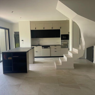 Maison 4 pièces 515000 €