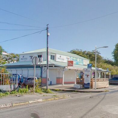 Commerce  141700 €