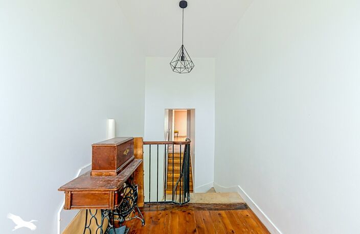 Maison en pierre de 9 pièces principales — photo 4