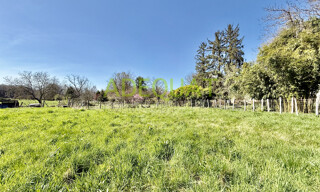 Terrain  1253 m² à vendre à Cessieu (38110)