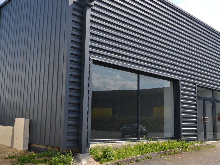  BUREAUX 49 M2 - POITIERS SUD — photo 1
