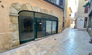 Commerce  135 m² à vendre à Vence (06140)