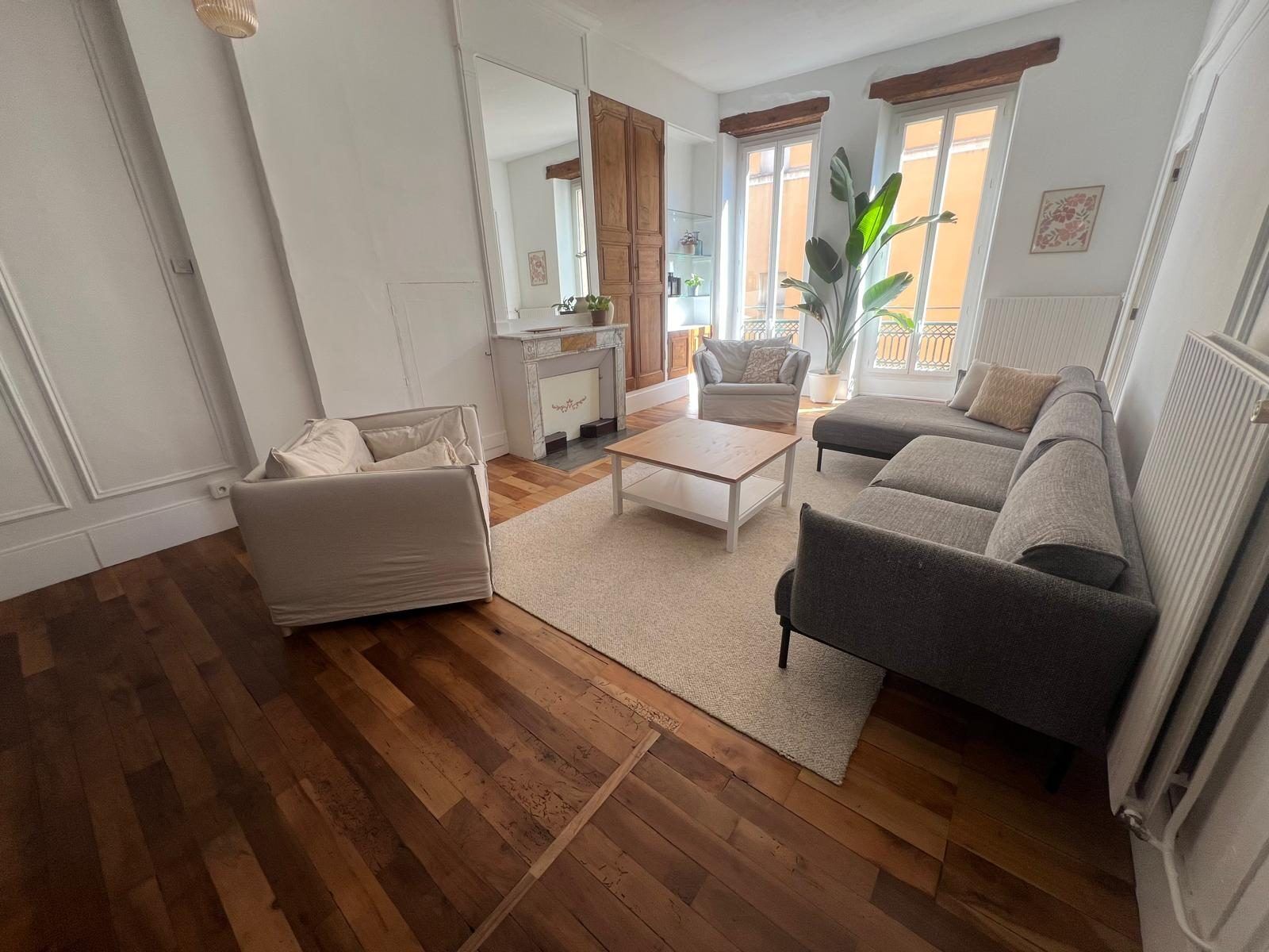 Appartement 5 pièces  à louer Grenoble 38000