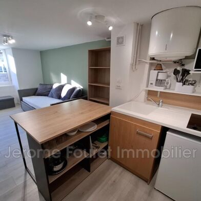 Appartement 1 pièces 340 €