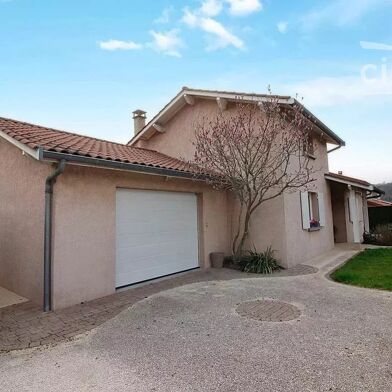 Maison 5 pièces 349900 €