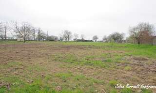 Terrain  3386 m² à vendre à Saint-Julien-l'Ars (86800)