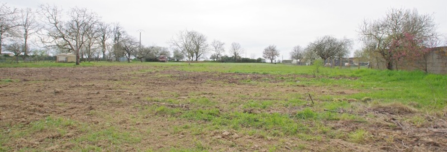 Terrain  3386 m² à vendre à Saint-Julien-l'Ars (86800)