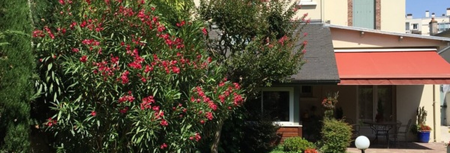 Maison 8 Pièces 260 m² à vendre à Tarbes (65000)