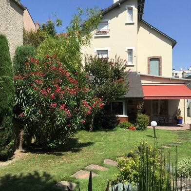 Maison 8 pièces 499000 €