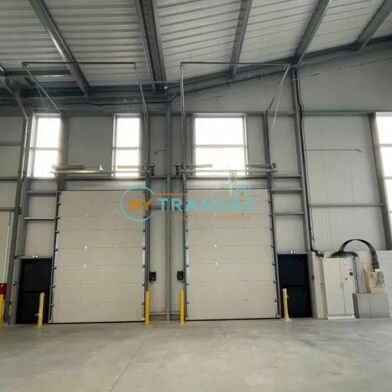 Local industriel  24346 €