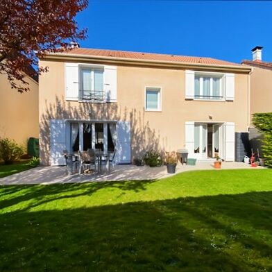 Maison 5 pièces 410000 €