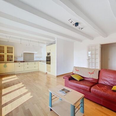 Appartement 4 pièces 180000 €