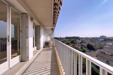 Appartement 4 pièces 174000 €