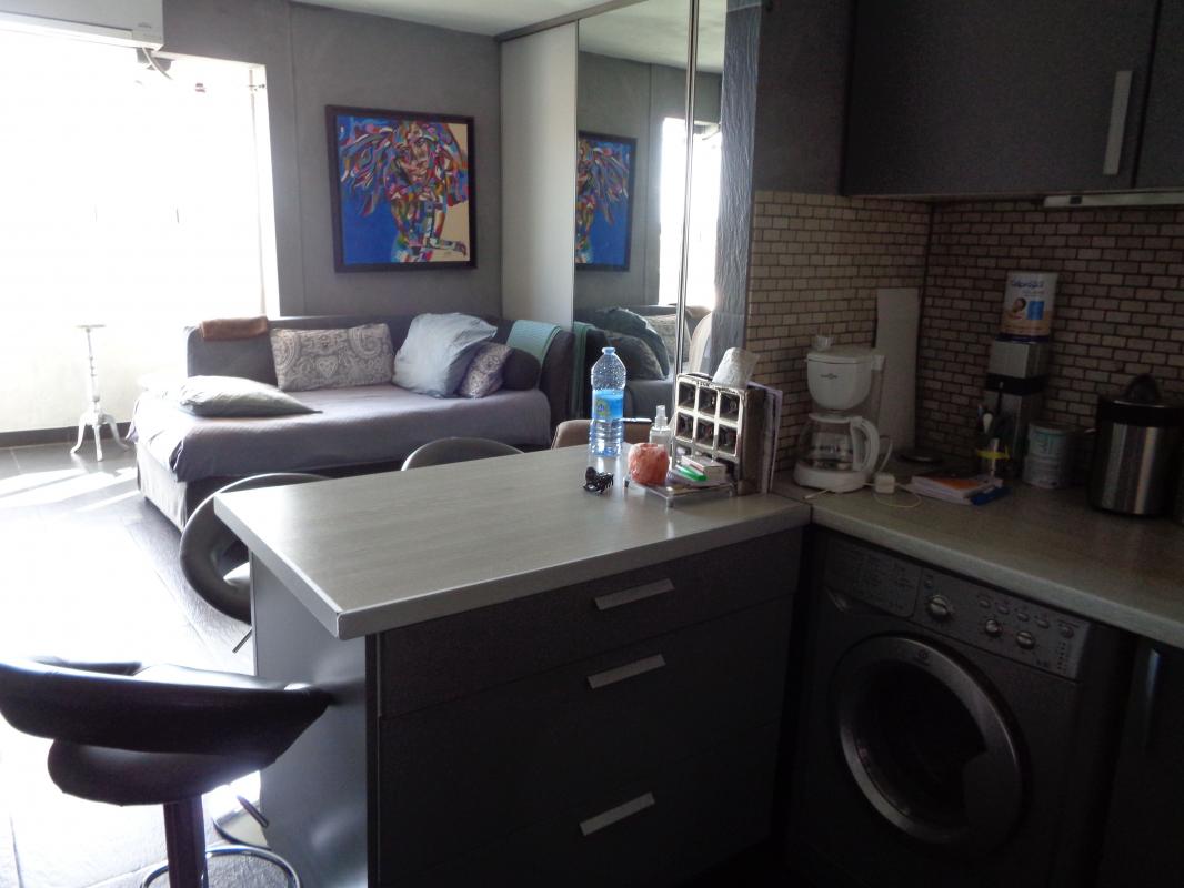 Photo Toulon la rode t1 de 30 m² parfait etat parking cave acces pmr image 2/4