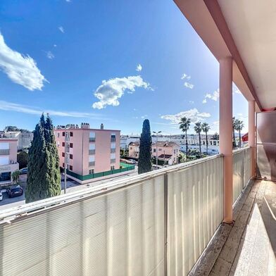 Appartement 3 pièces 180000 €