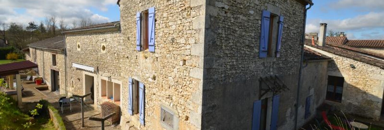 Maison 14 Pièces 385 m² à vendre à La Roquille (33220)