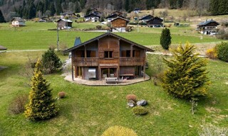 Maison 7 Pièces 156 m² à vendre à Essert-Romand (74110)