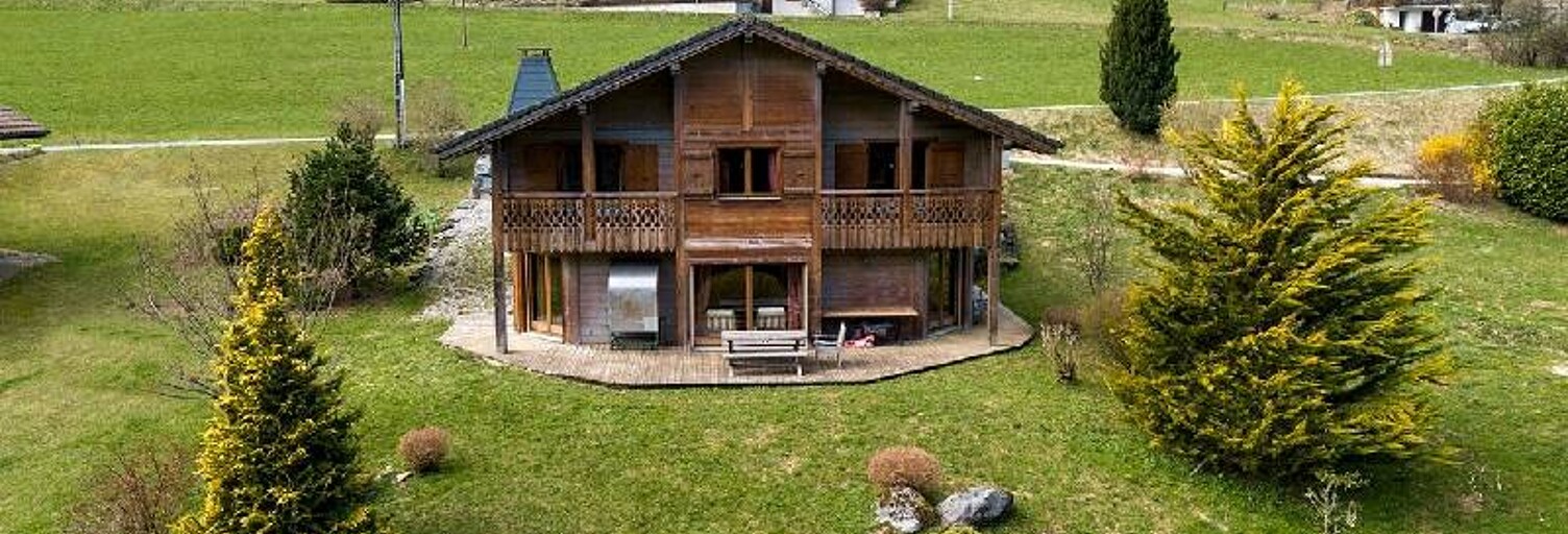 Maison 7 Pièces 168 m² à vendre à Essert-Romand (74110)