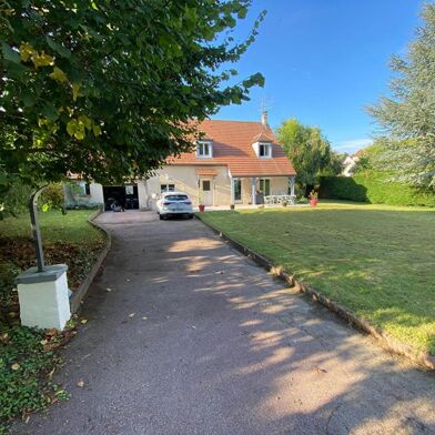 Maison 8 pièces 395000 €