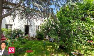 Maison 10 Pièces 200 m² à vendre à Thizy-les-Bourgs (69240)