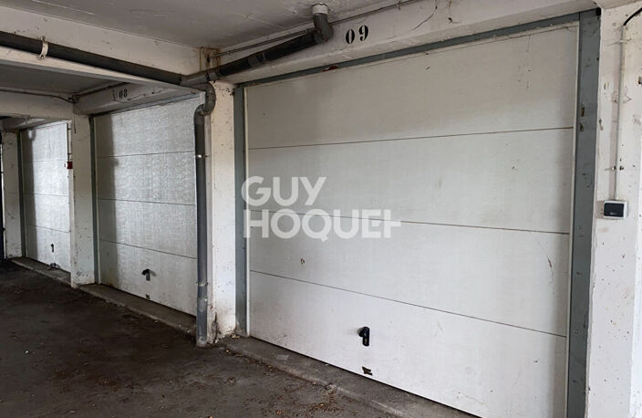 Garage de 13.6 m² à vendre loué — photo 4