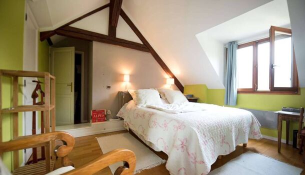 Villa / Maison 9 pièces  à vendre Saint-Jorioz 74410