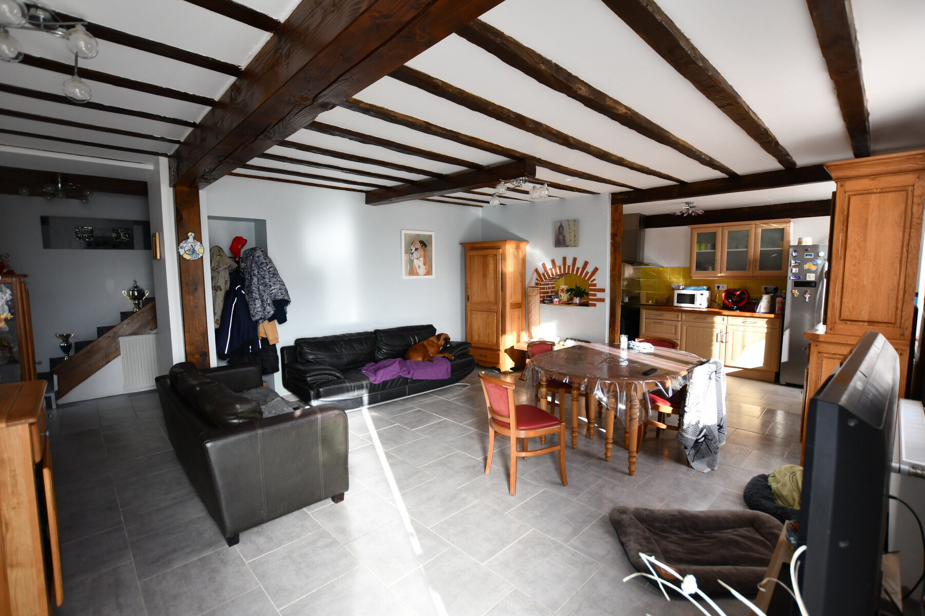 Photo Dans la campagne proche de Valmont à vendre, propriété avec maison briques et silex, activité de gîte possible, bâtiment, chalet et garage image 3/4