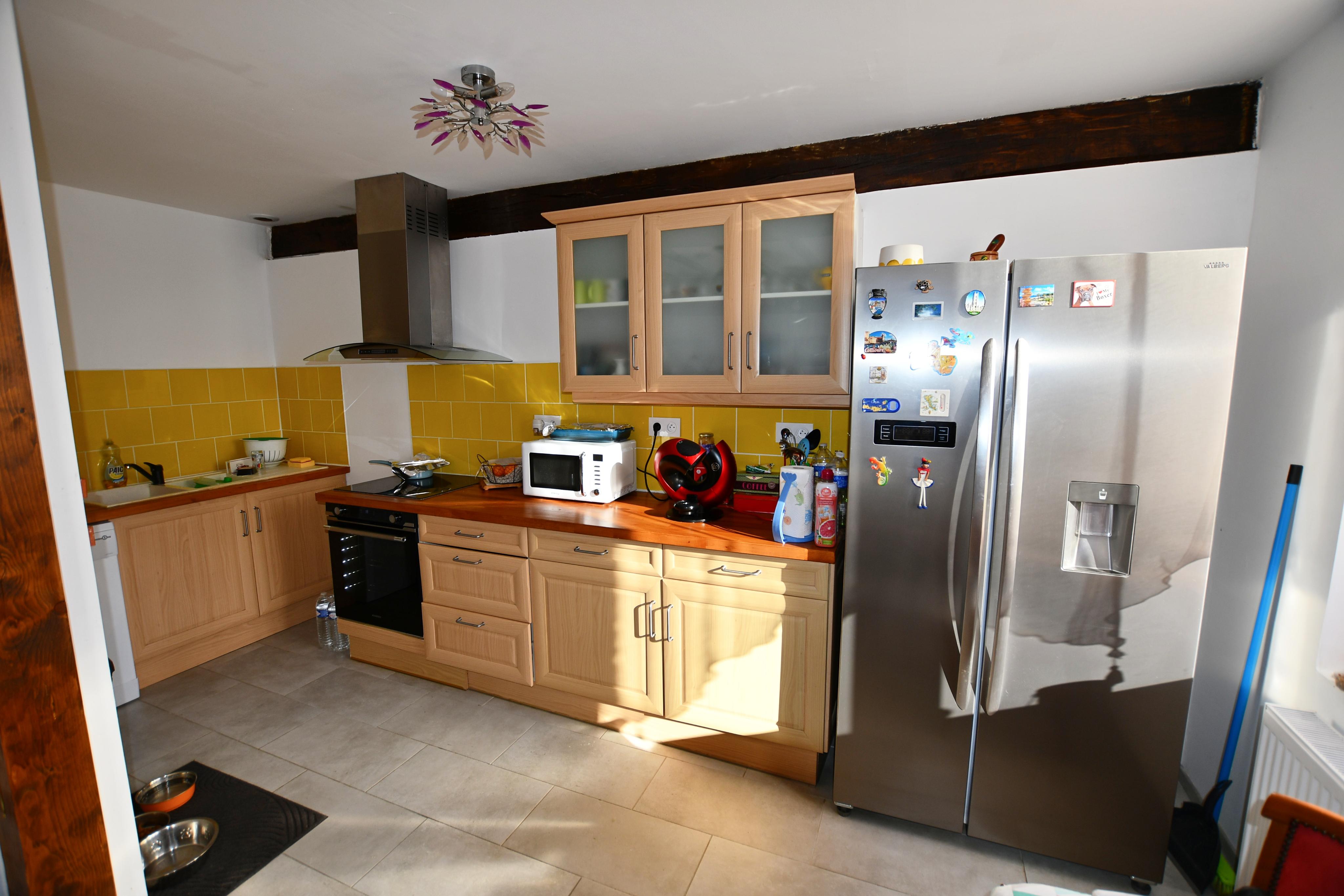 Photo Dans la campagne proche de Valmont à vendre, propriété avec maison briques et silex, activité de gîte possible, bâtiment, chalet et garage image 4/4