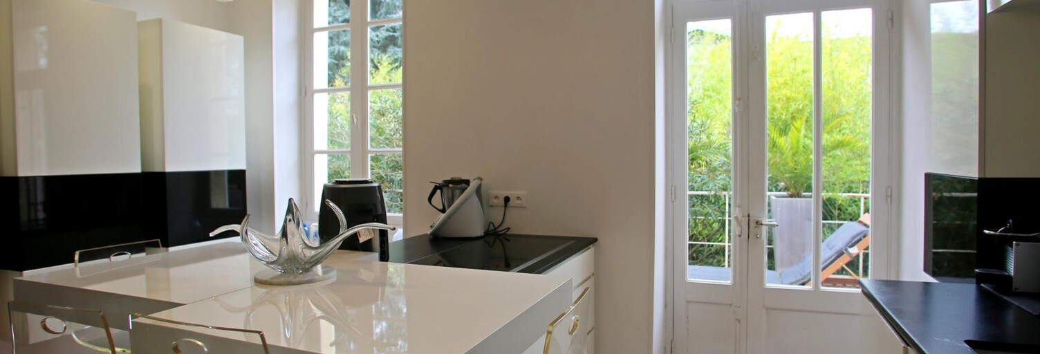 Maison 9 Pièces 331 m² à vendre à Mazamet (81200)