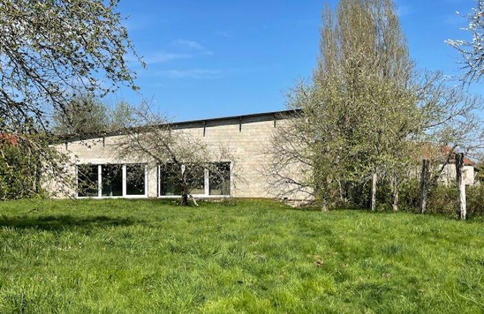 MAISON + Bâtiment — photo 2