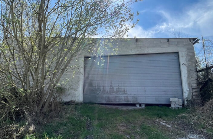 MAISON + Bâtiment — photo 3