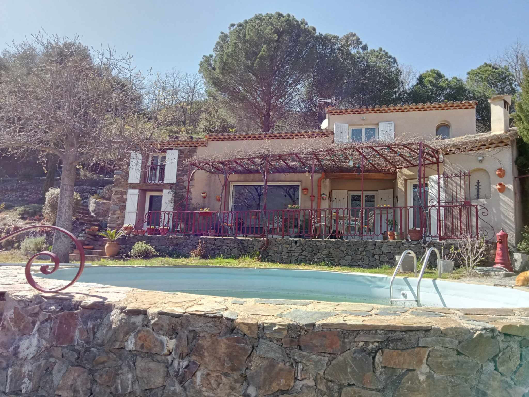 Villa / Maison  T5 à vendre Arles-sur-Tech 66150