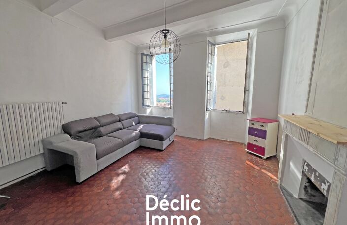 MAISON DE VILLE - 7 PIECES AVEC LOCAL COMMERCIAL - PAS DE CHARGES - GRASSE  — photo 2